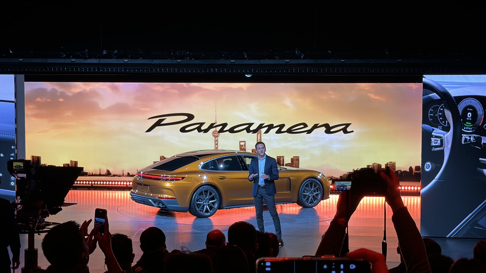 运动豪华轿车再换代 全新Panamera全球首秀并启动预售